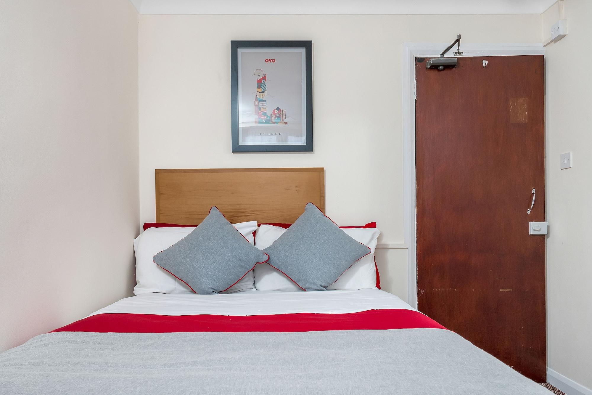 Elstree Inn Борхамуд Екстериор снимка