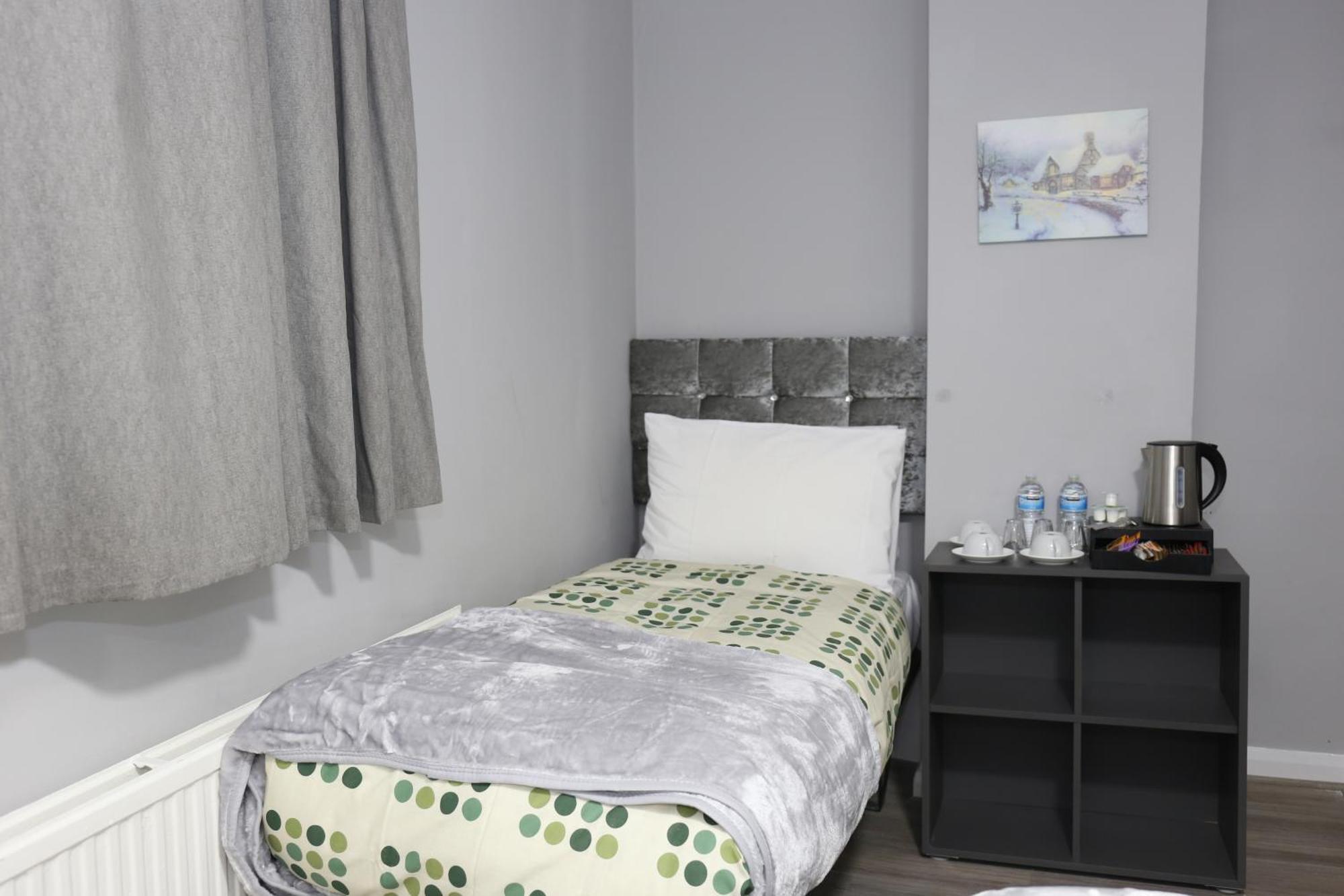 Elstree Inn Борхамуд Екстериор снимка